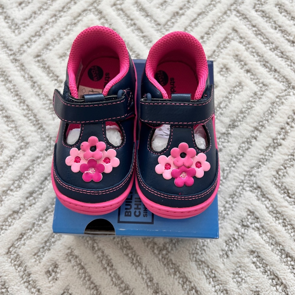 Brand New Stride right baby girl shoes